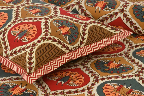 Red_Cotton_Rajwada_Shringar_Double_Bedsheet_With_Pillow_Cover_100_X_108_Cm